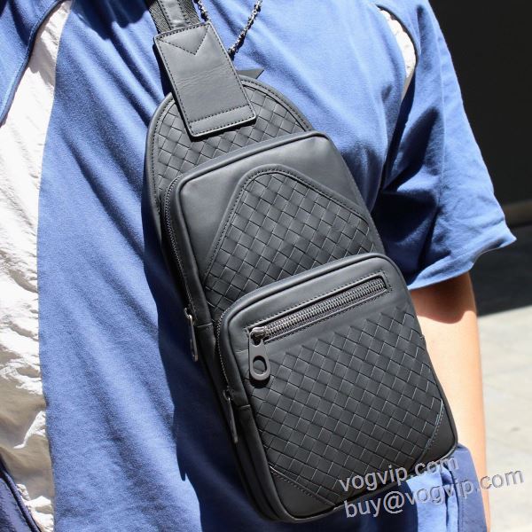 個性派 ボッテガ ヴェネタ 偽物ブランド BOTTEGA VENETA 斜め掛けバッグ 2025超激得大人気